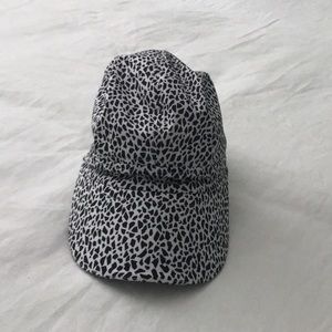 Lululemon running hat